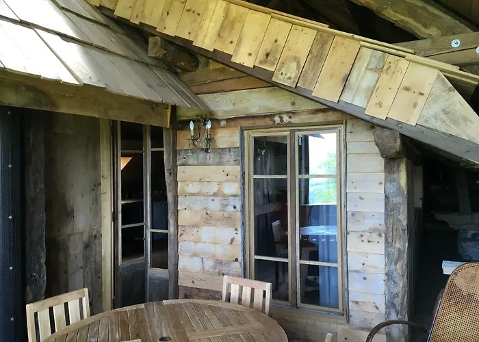 Le Pre Aux Clercs Guest house Trevignin